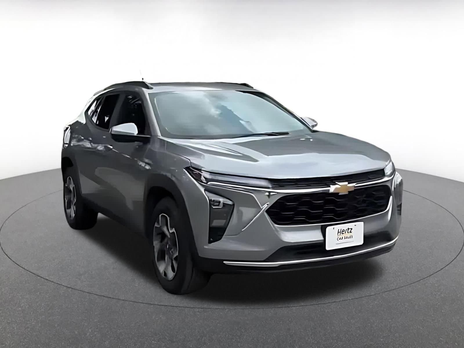 Thumbnail: 2025 Chevrolet Trax - 3