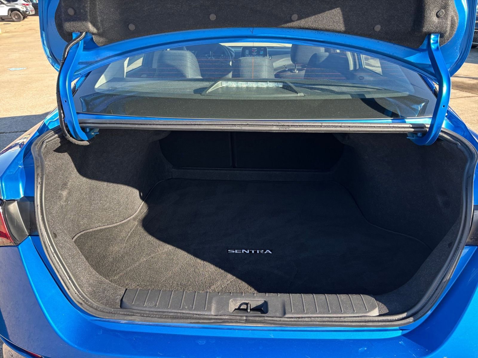 Thumbnail: 2025 Nissan Sentra - 29