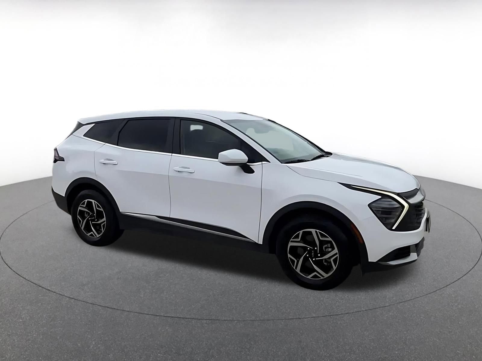 Thumbnail: 2025 Kia Sportage - 2