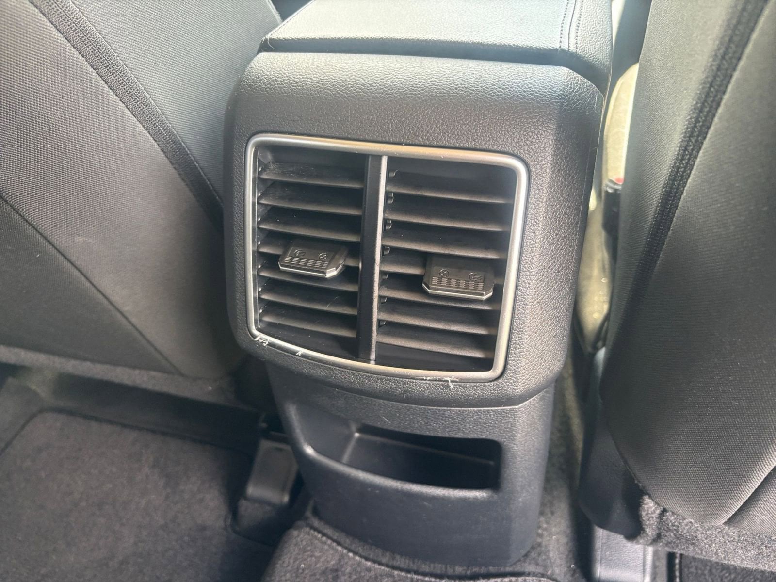 Thumbnail: 2024 Kia Sportage - 22