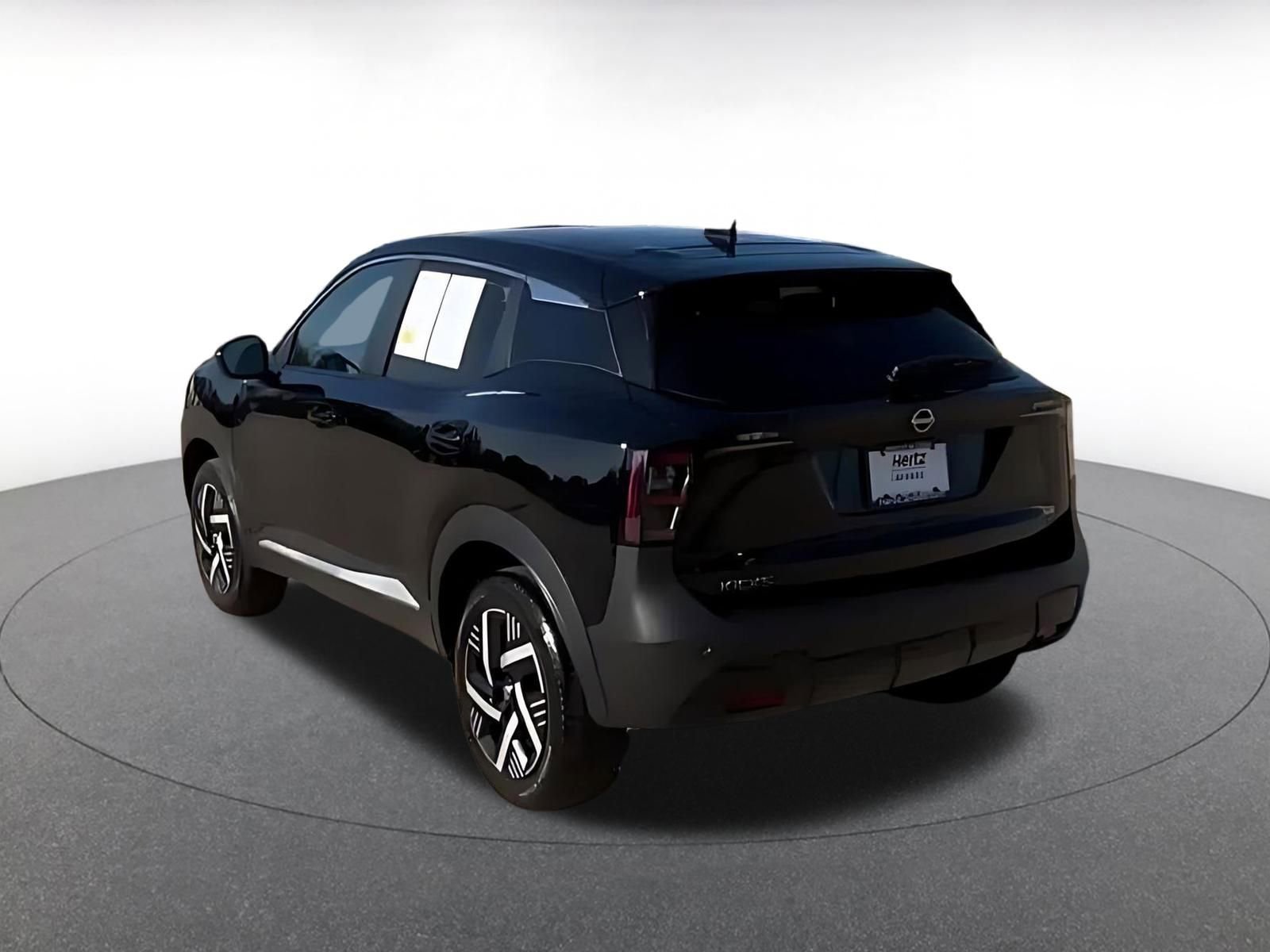 Thumbnail: 2025 Nissan Kicks - 10