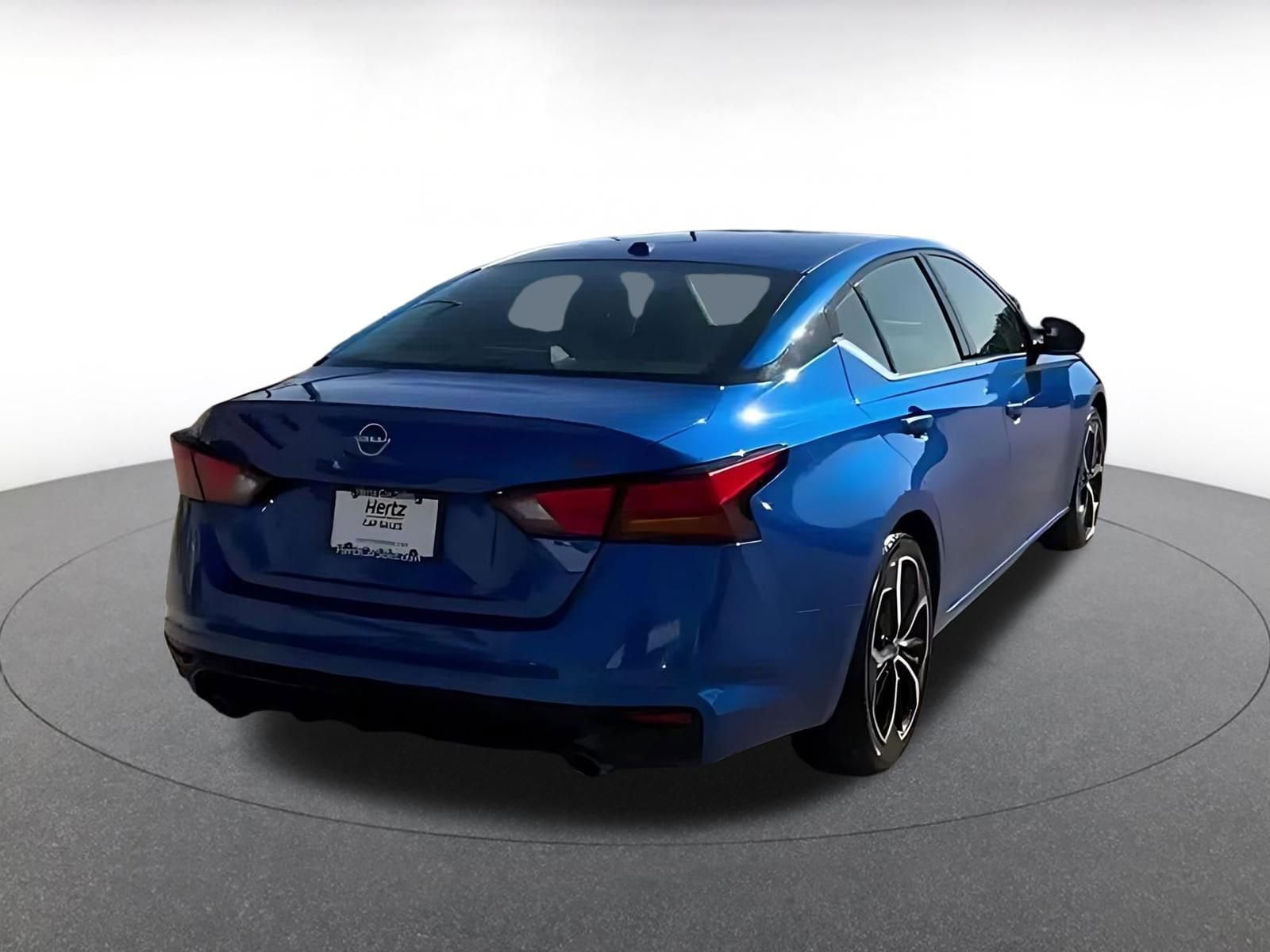 Thumbnail: 2025 Nissan Altima - 14