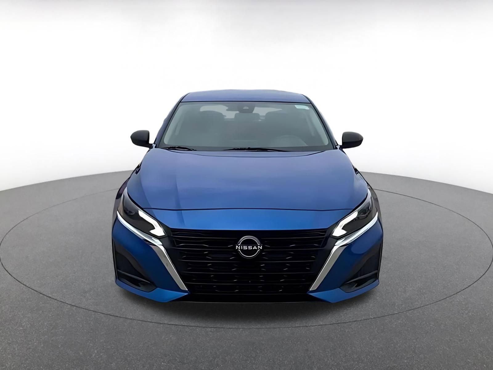 Thumbnail: 2025 Nissan Altima - 7