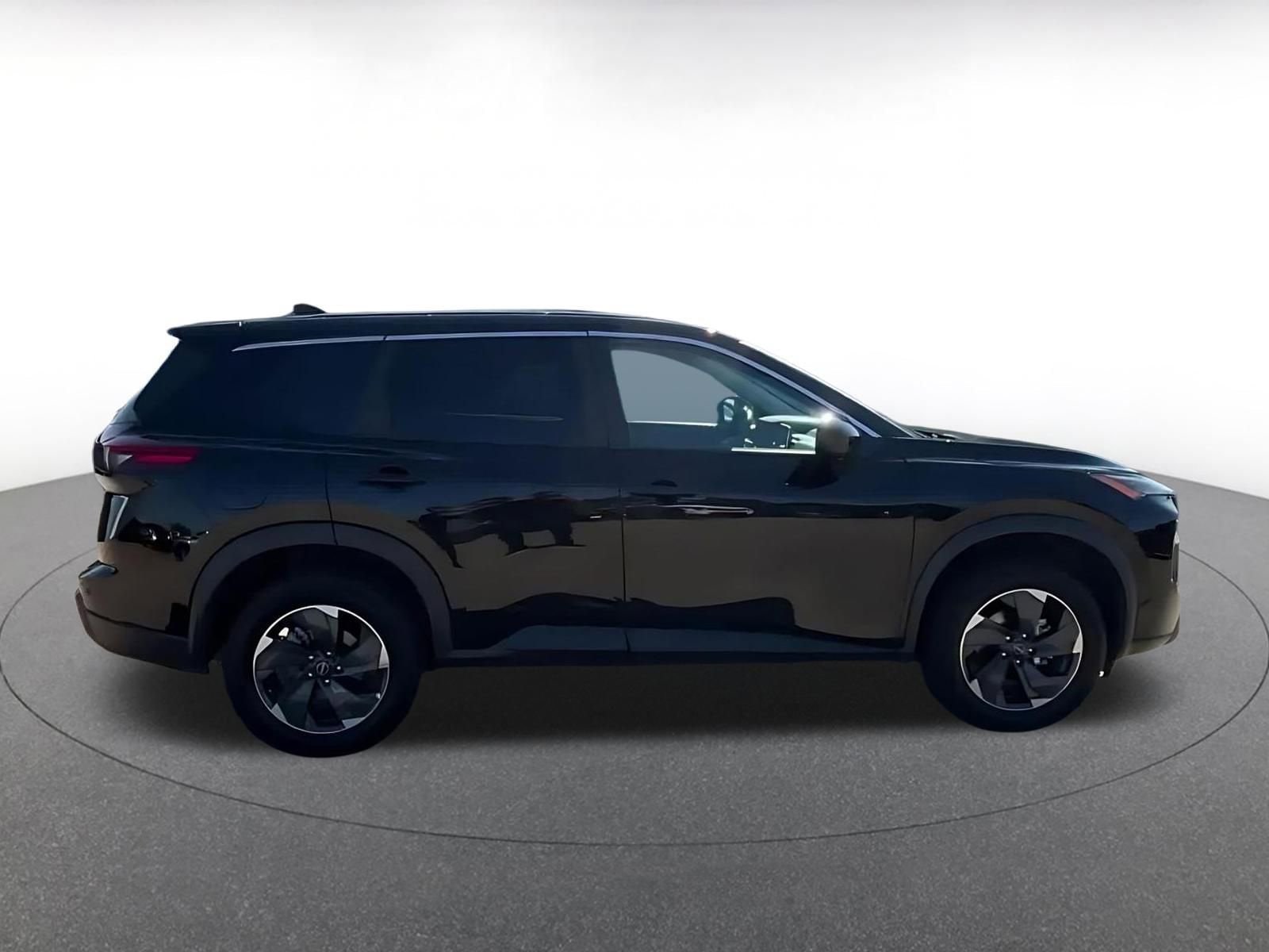 Thumbnail: 2025 Nissan Rogue - 16