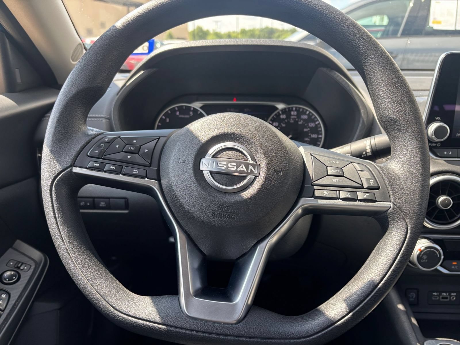 Thumbnail: 2025 Nissan Sentra - 24