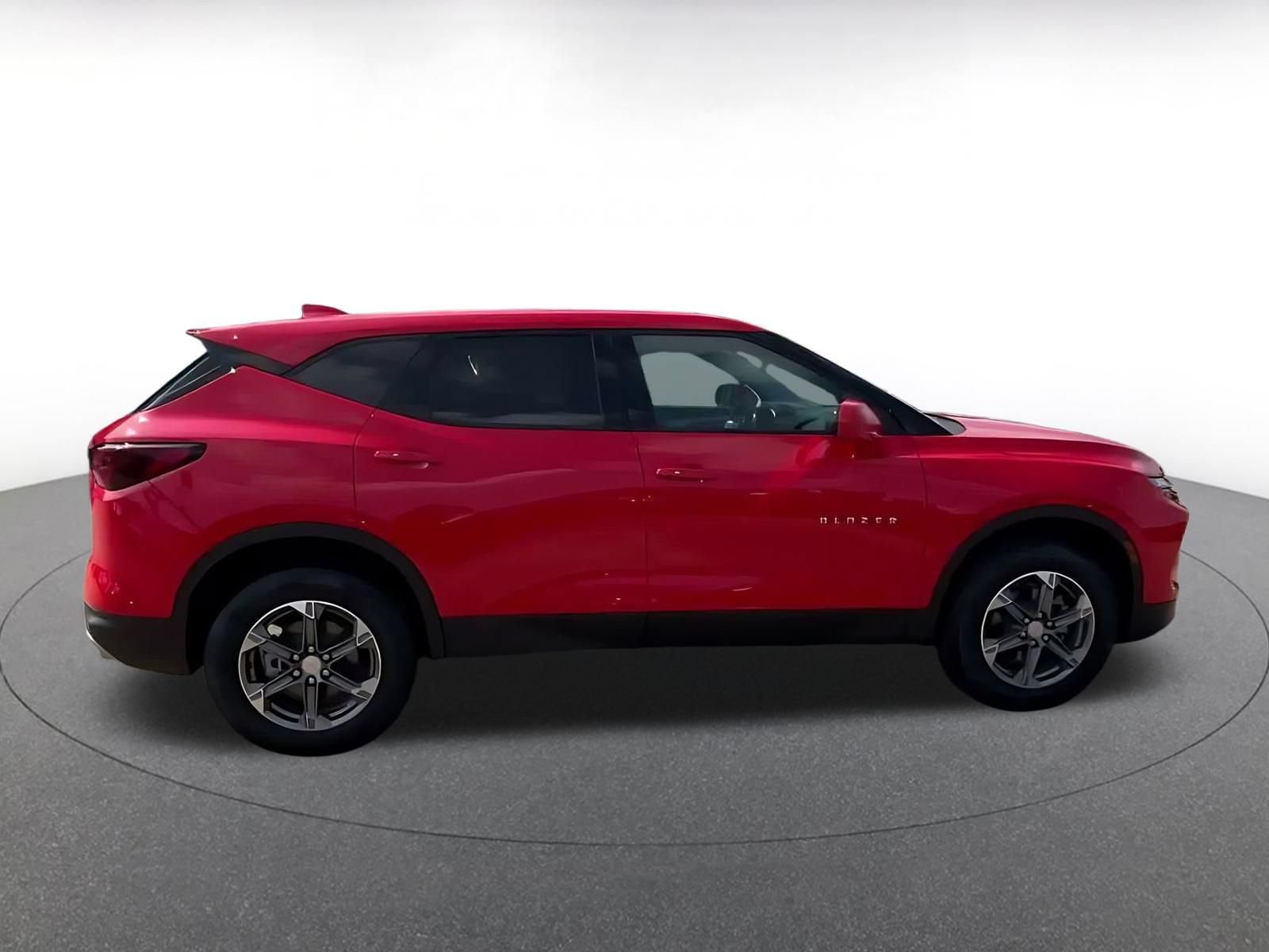 Thumbnail: 2026 Chevrolet Blazer - 15