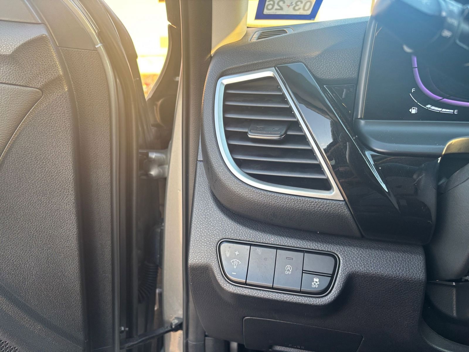 Thumbnail: 2025 Kia Seltos - 32