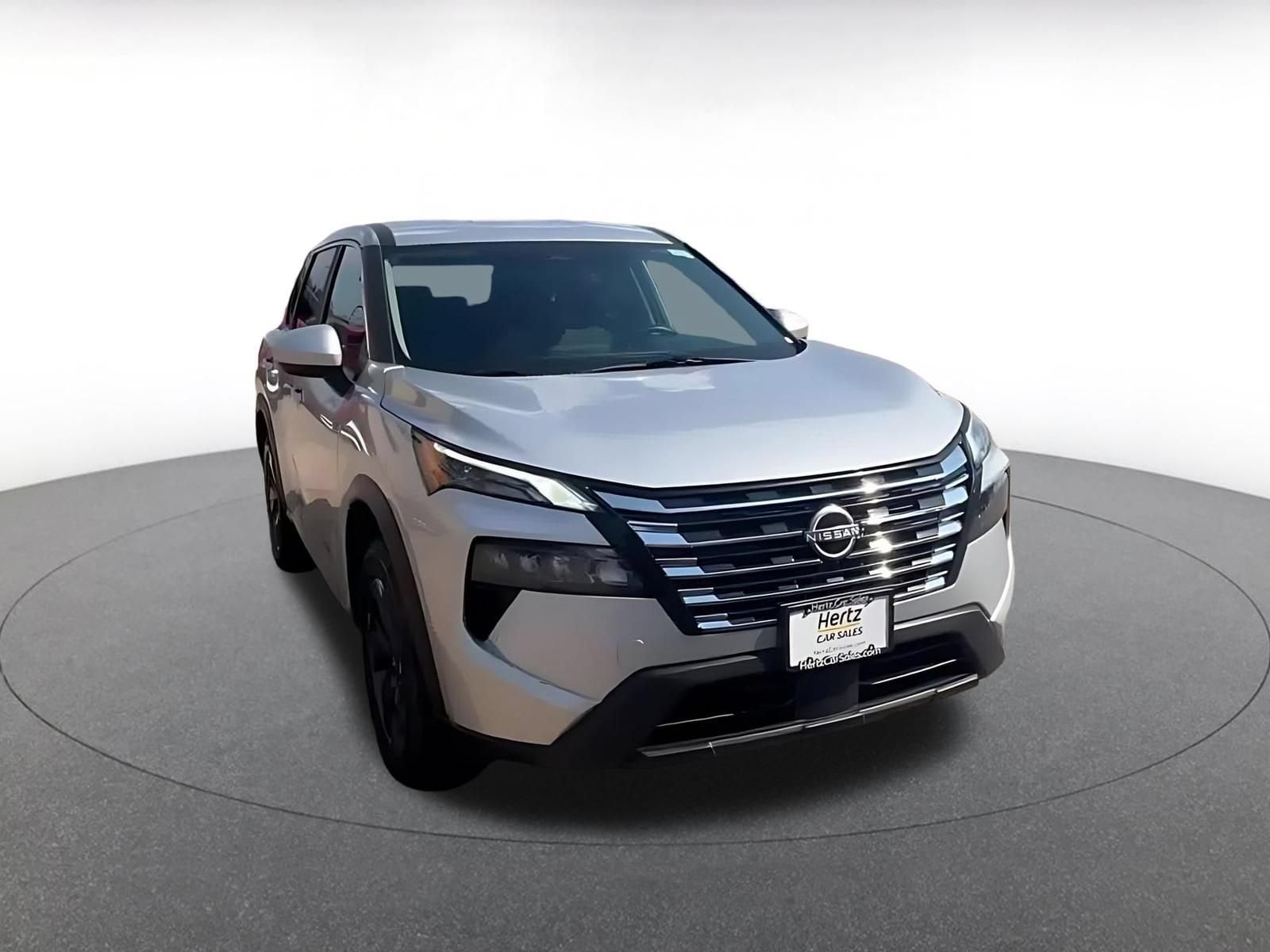 Thumbnail: 2025 Nissan Rogue - 3