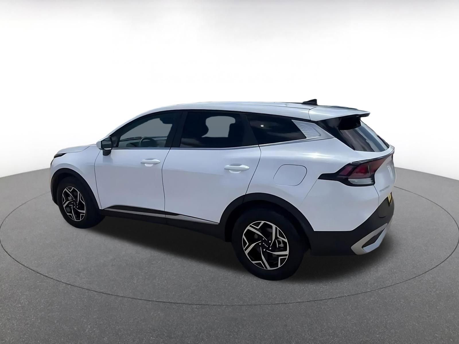 Thumbnail: 2025 Kia Sportage - 10