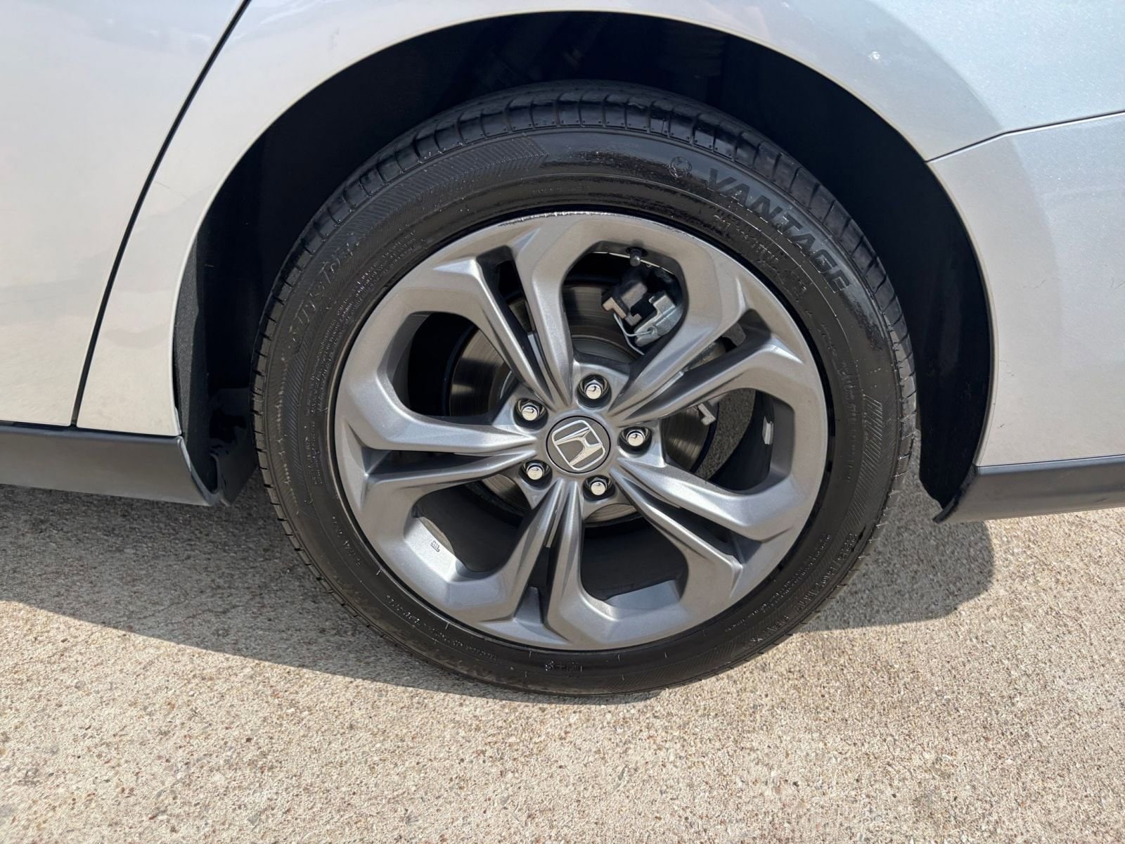 Thumbnail: 2024 Honda Accord - 31