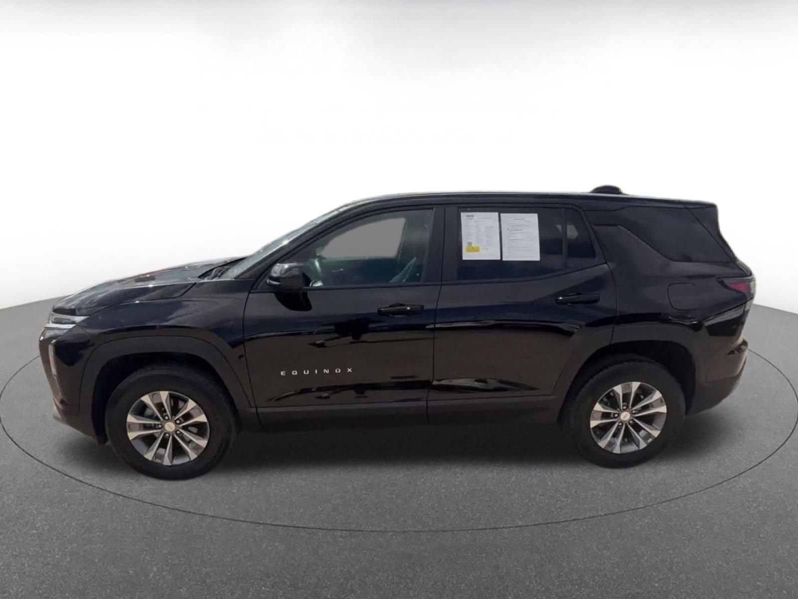 Thumbnail: 2025 Chevrolet Equinox - 9