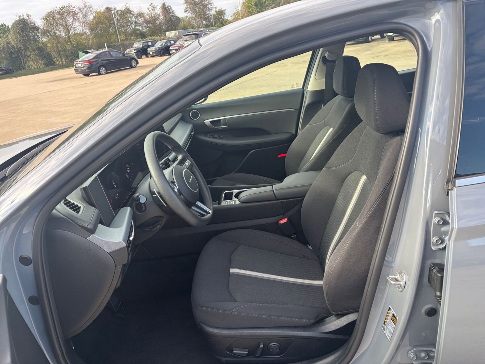 Thumbnail: 2025 Hyundai Sonata - 25