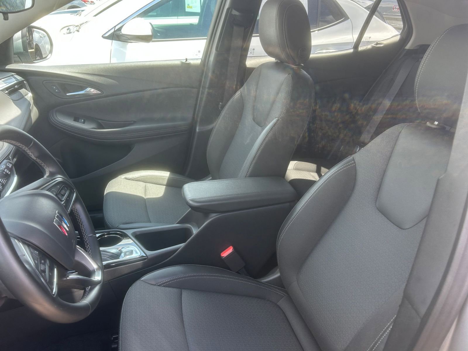 Thumbnail: 2025 Buick Encore GX - 25