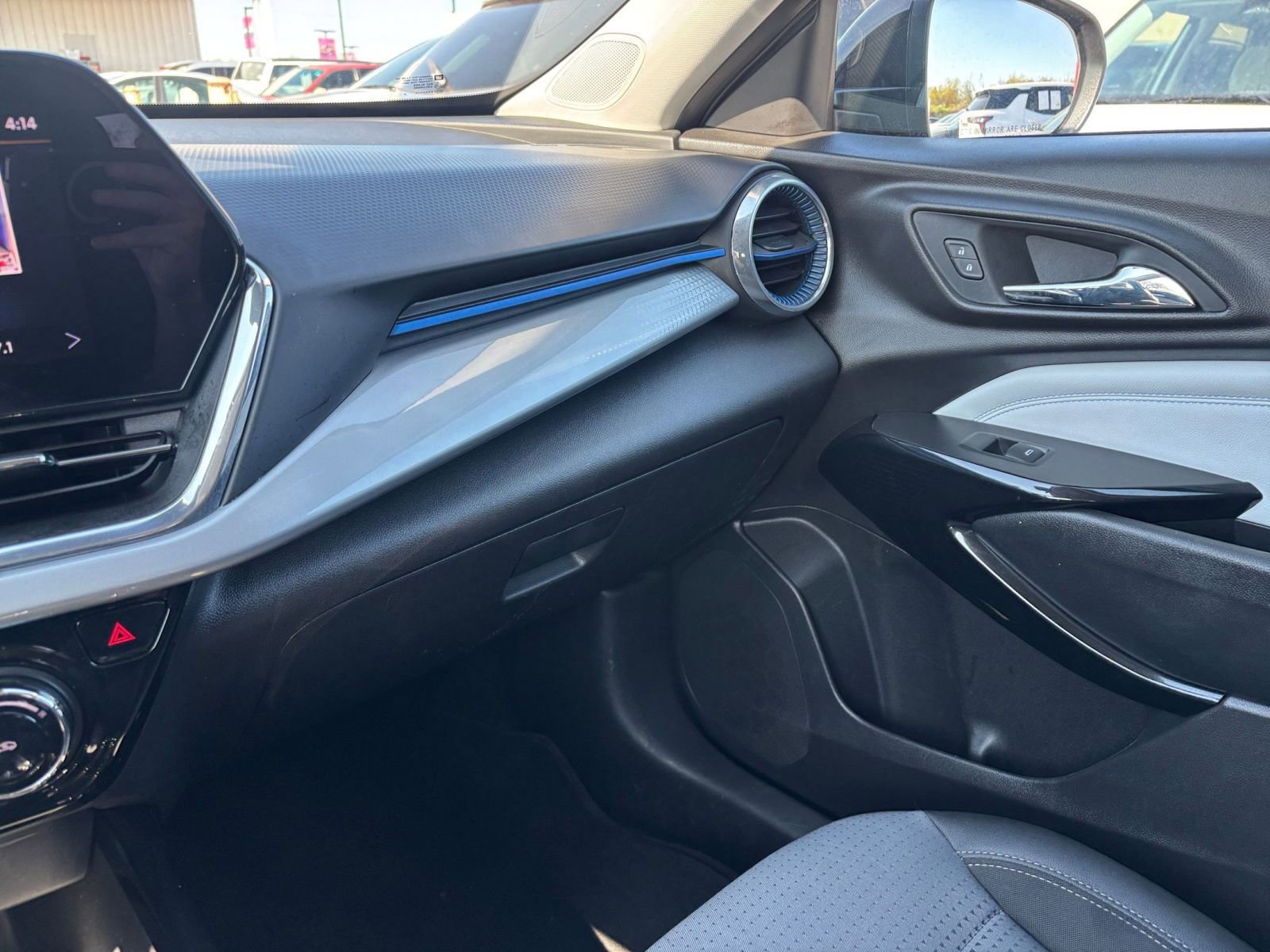 Thumbnail: 2025 Chevrolet Trax - 34