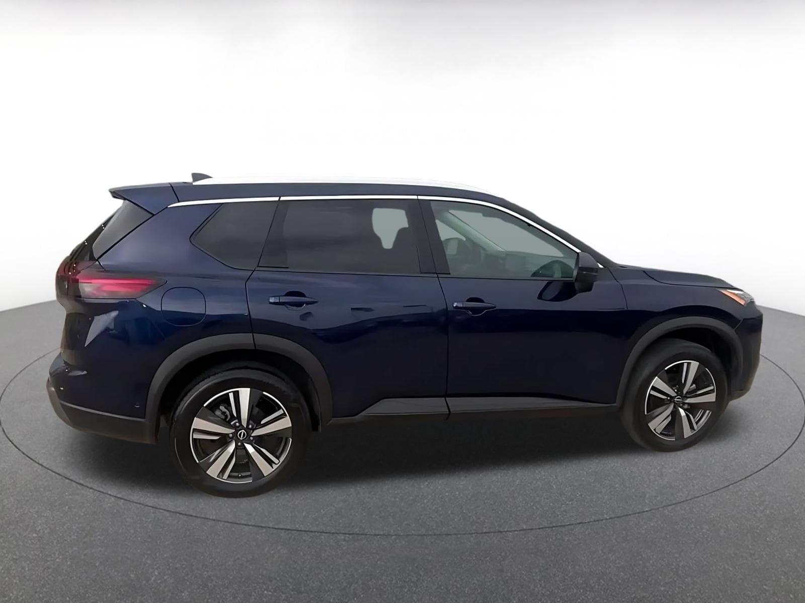 Thumbnail: 2026 Nissan Rogue - 15