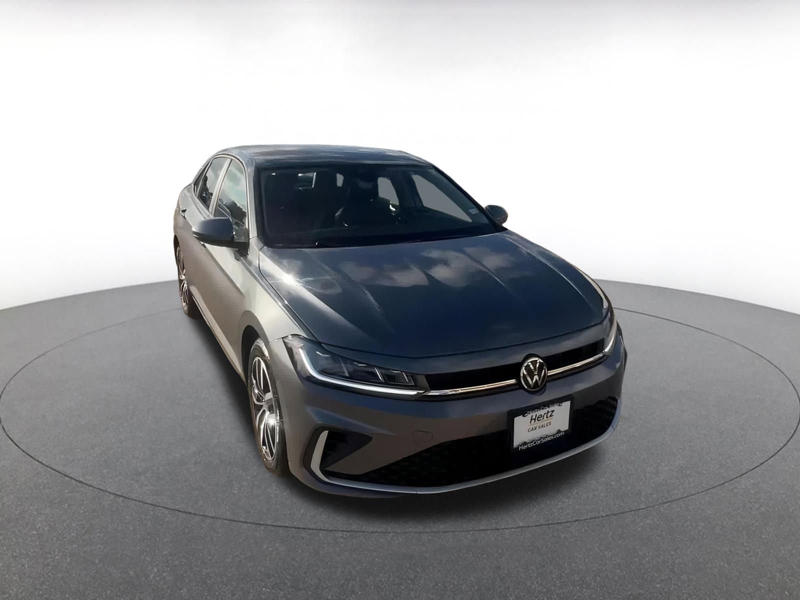 Thumbnail: 2025 Volkswagen Jetta - 3