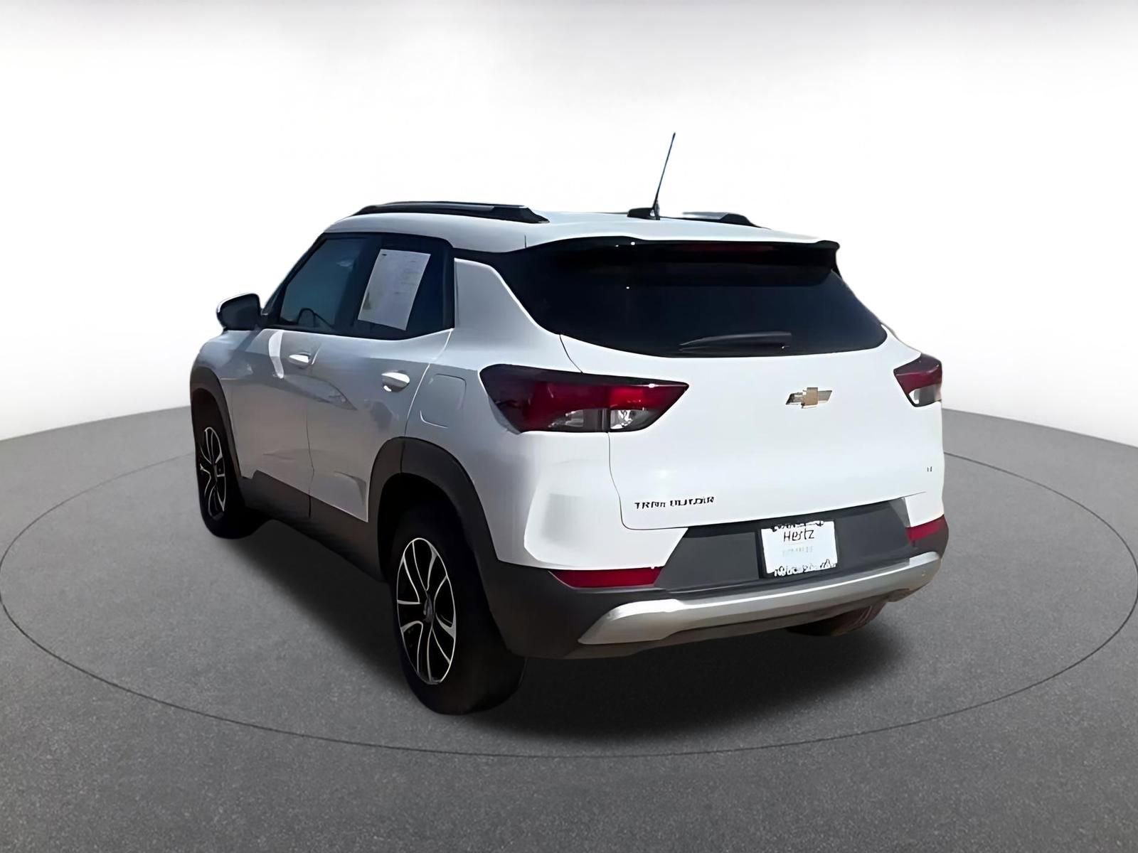 Thumbnail: 2025 Chevrolet TrailBlazer - 10