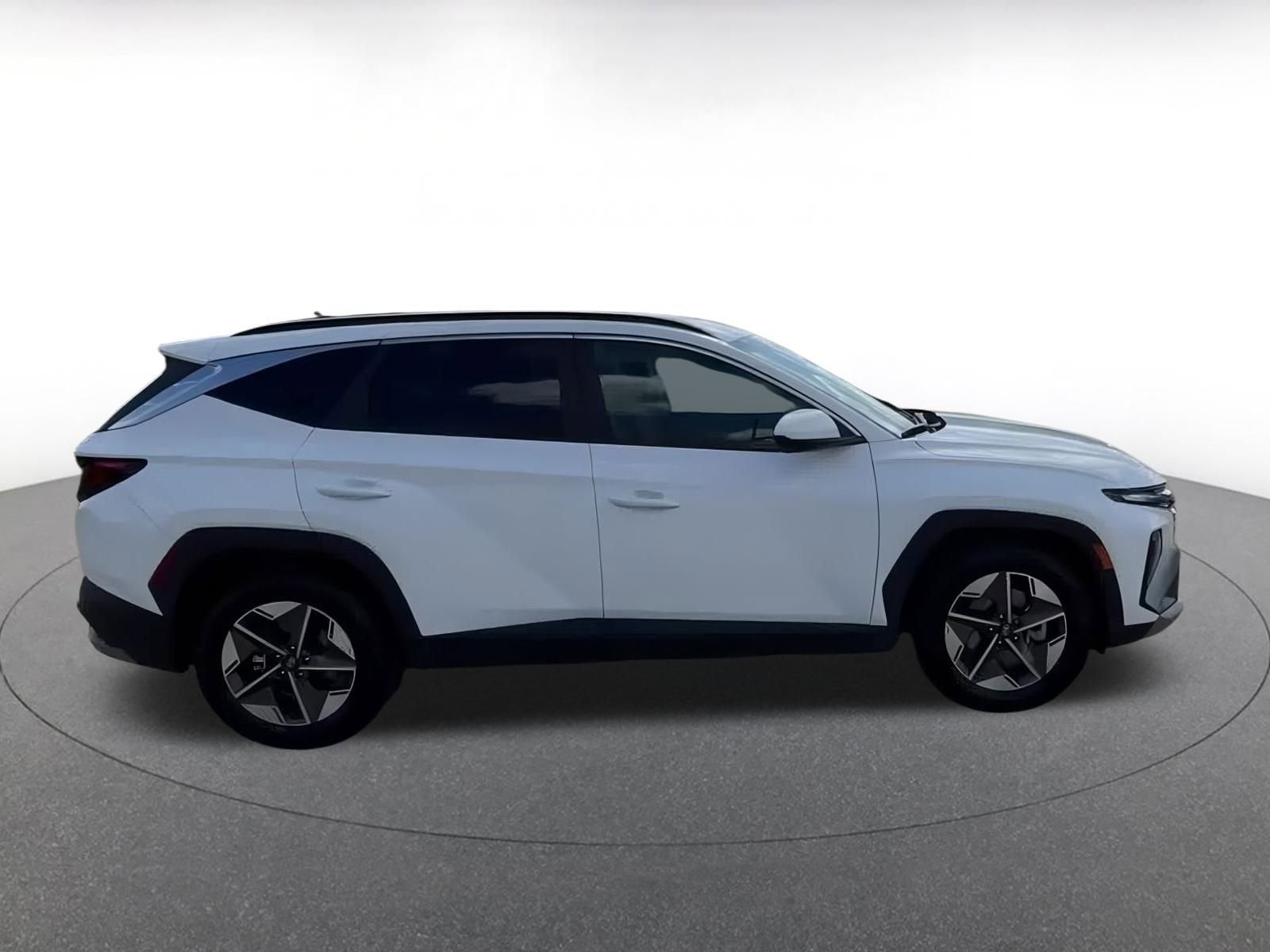 Thumbnail: 2025 Hyundai Tucson - 16