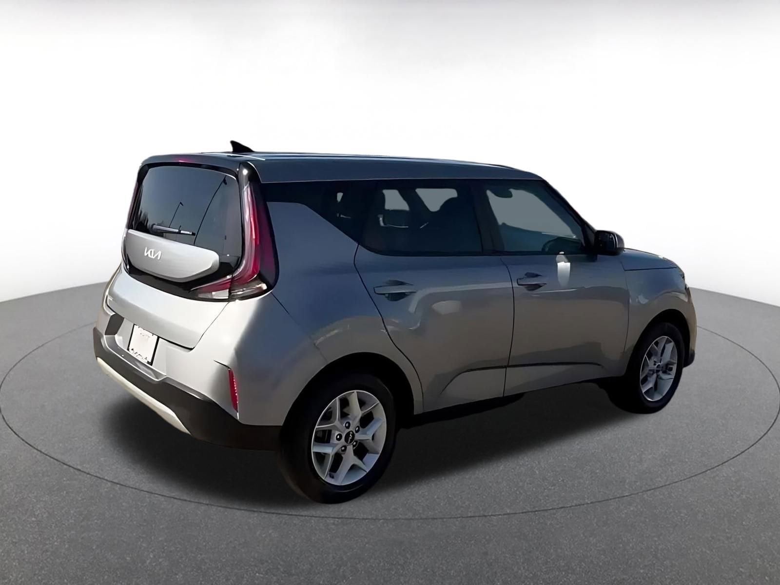 Thumbnail: 2025 Kia Soul - 15