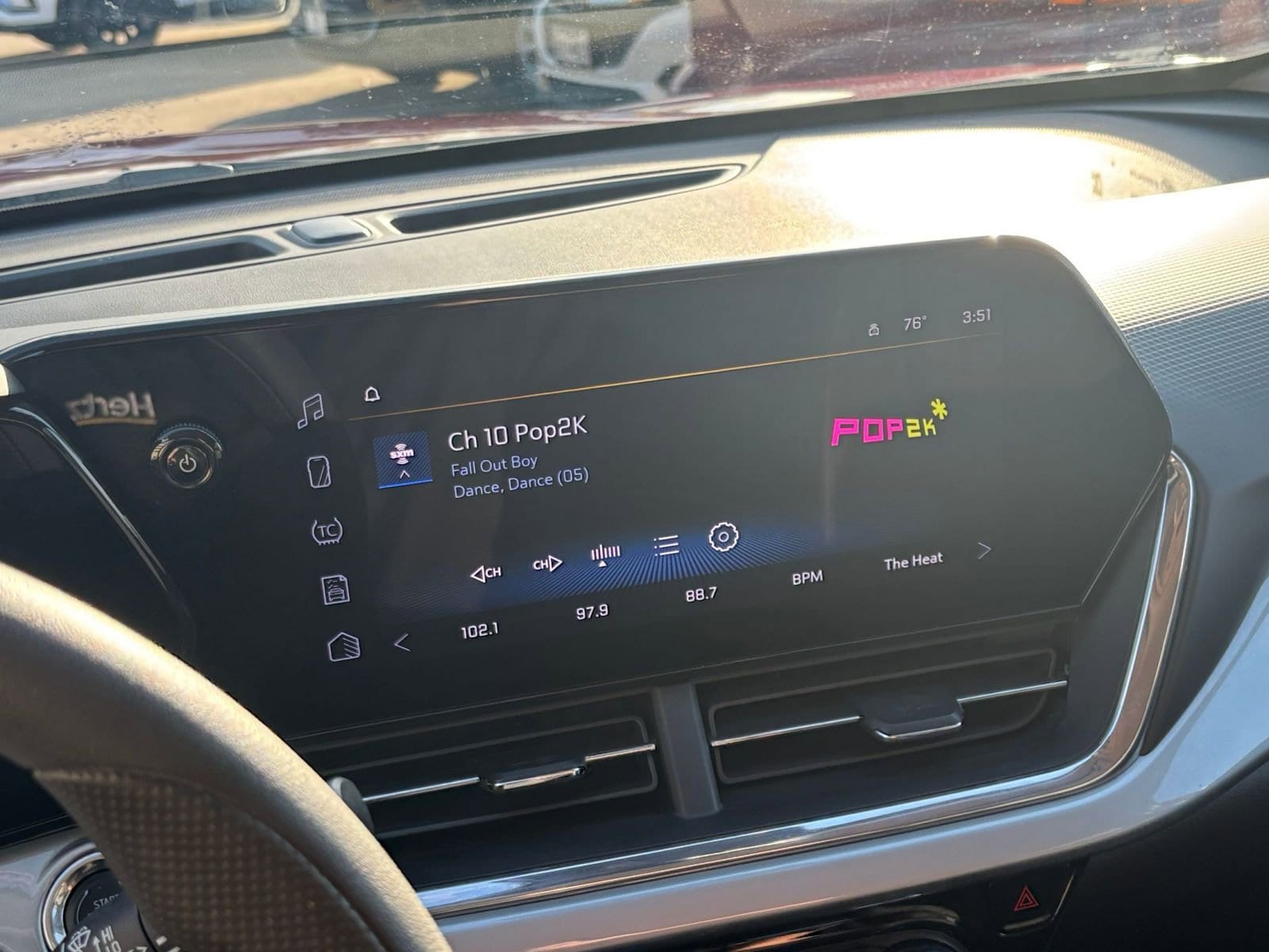 Thumbnail: 2025 Chevrolet Trax - 21