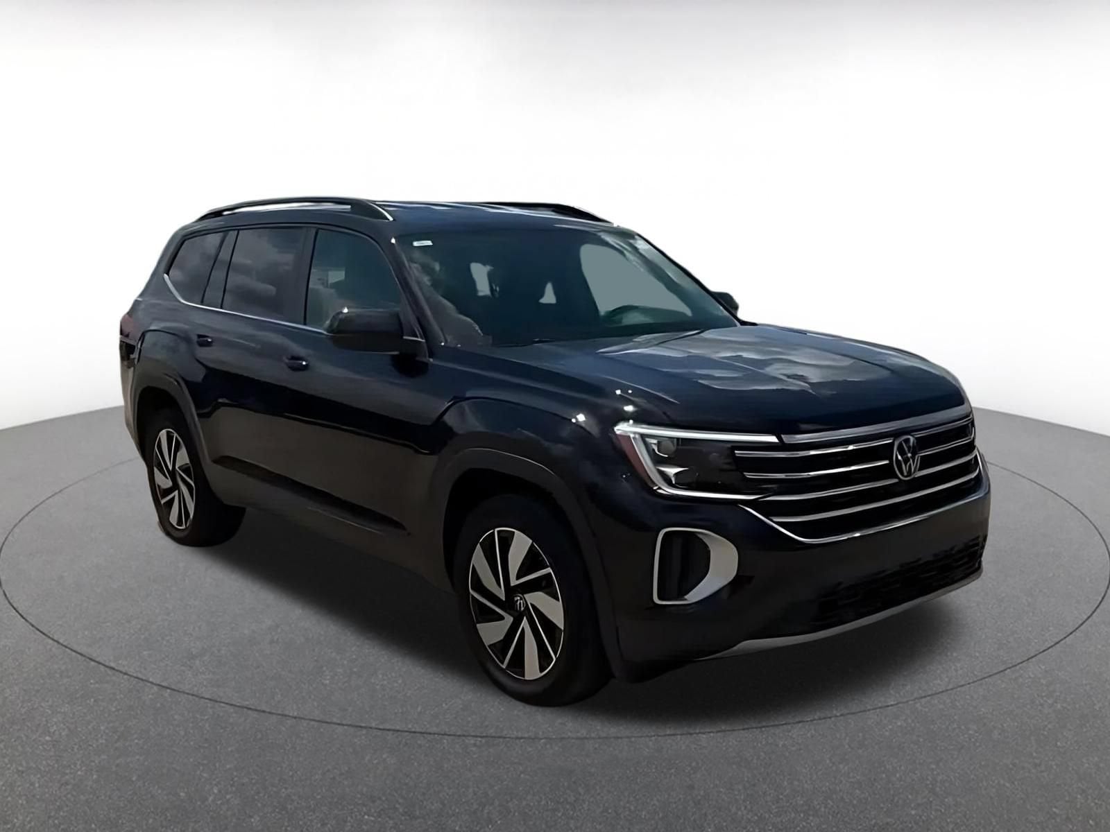 Thumbnail: 2026 Volkswagen Atlas - 3