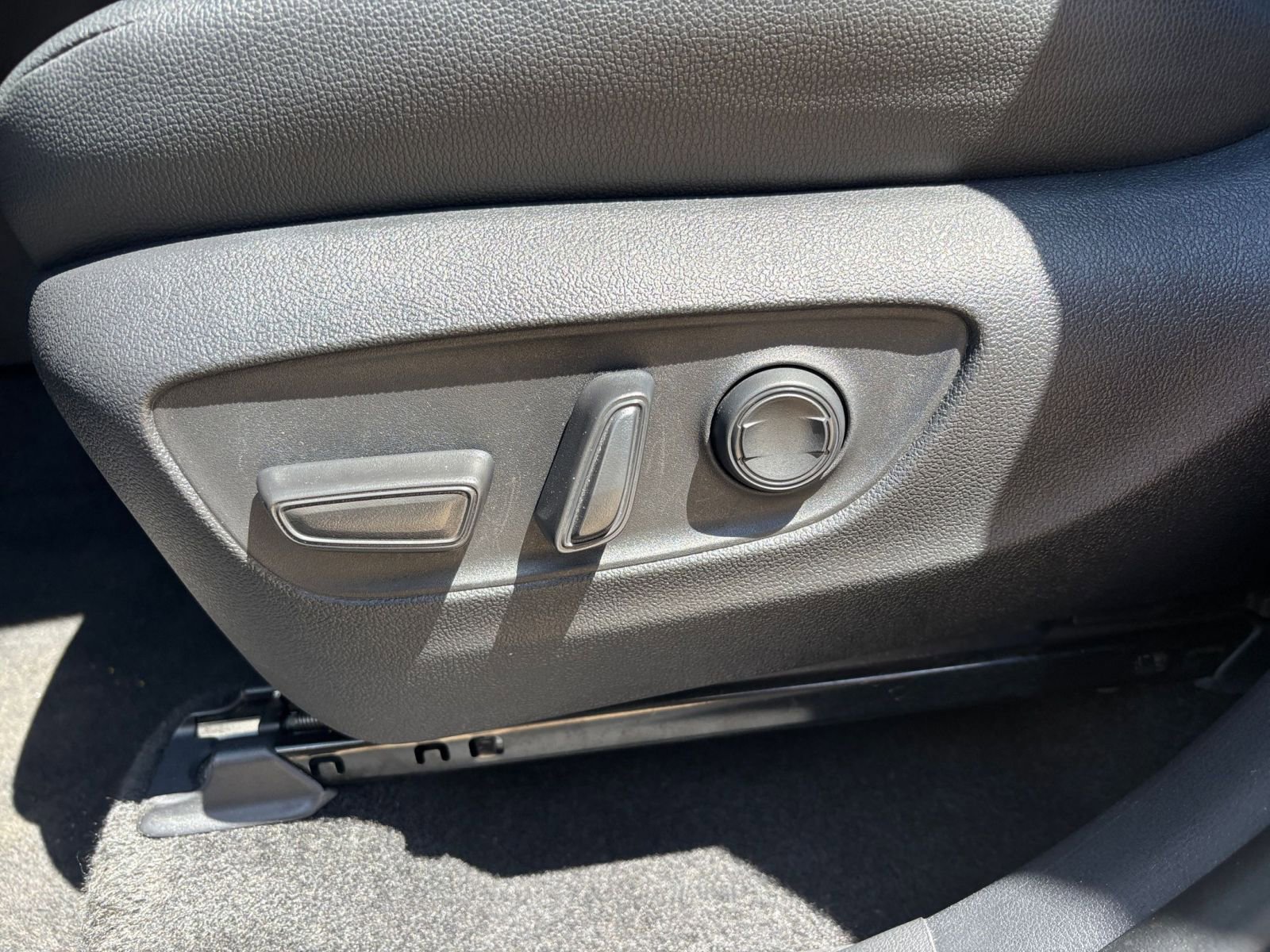 Thumbnail: 2025 Toyota Grand Highlander - 22