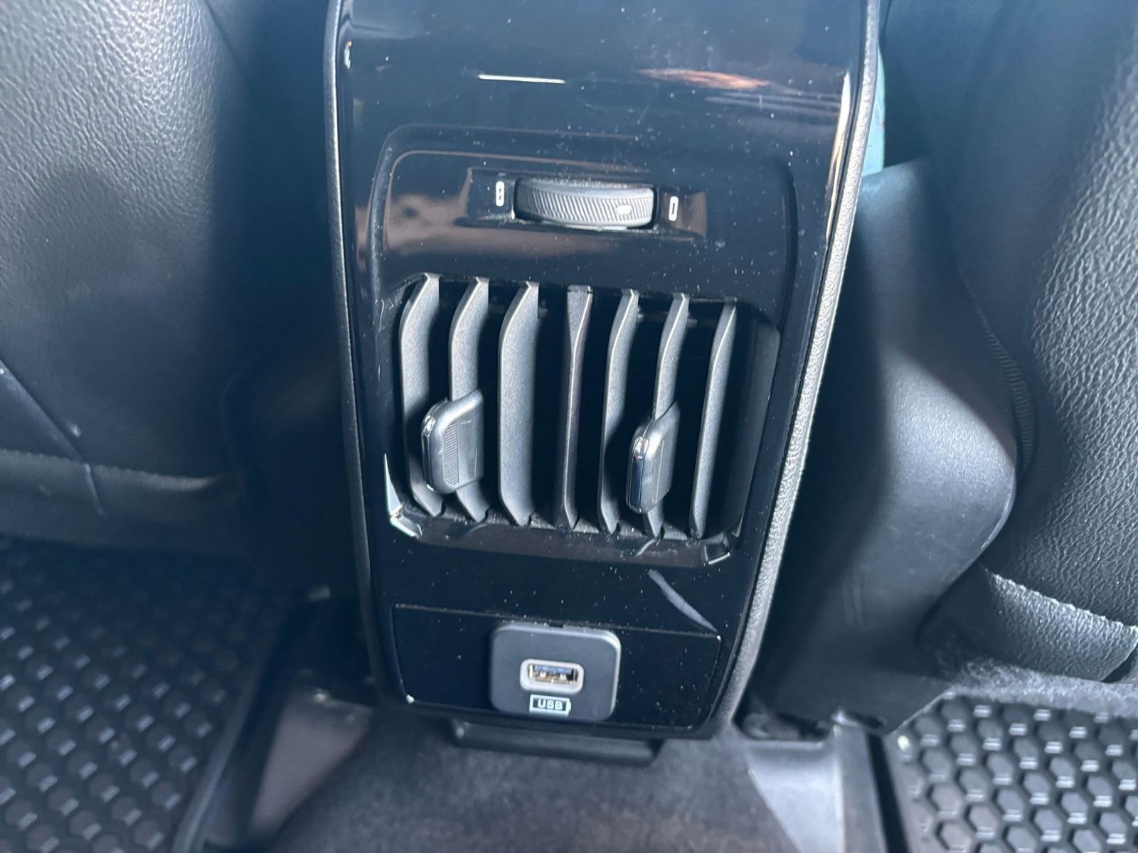 Thumbnail: 2025 Jeep Compass - 23