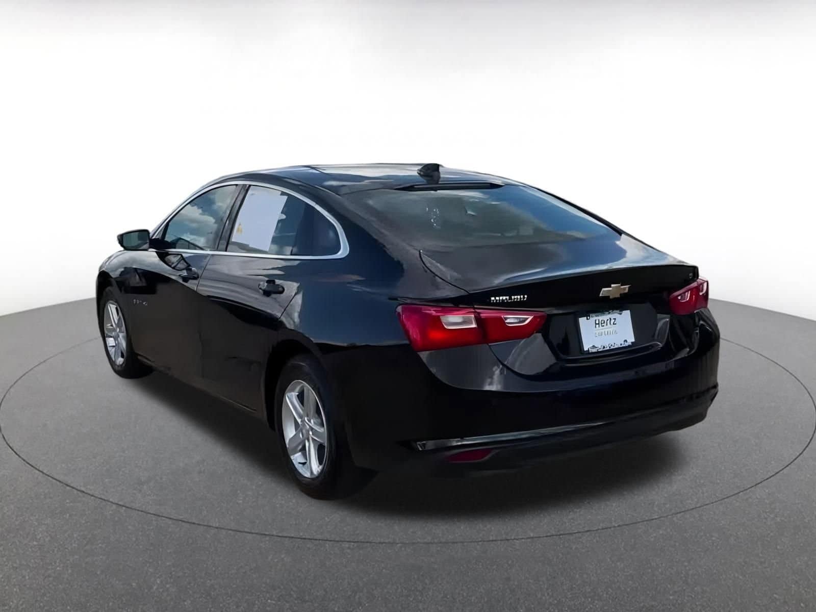 Thumbnail: 2024 Chevrolet Malibu - 10