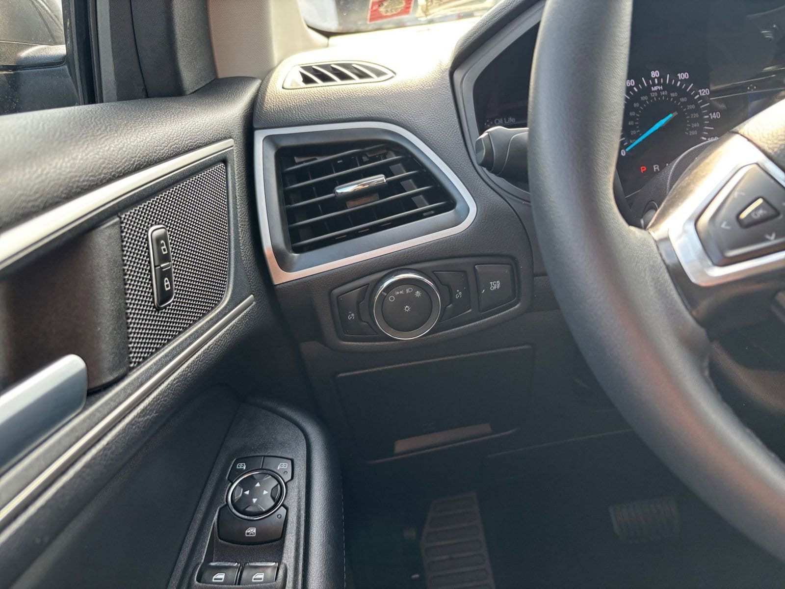 Thumbnail: 2024 Ford Edge - 34