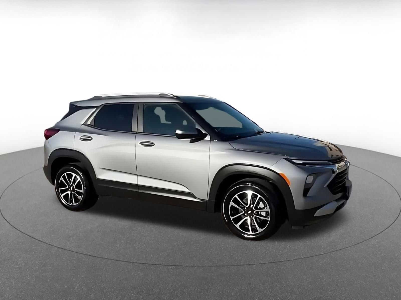 Thumbnail: 2025 Chevrolet TrailBlazer - 2