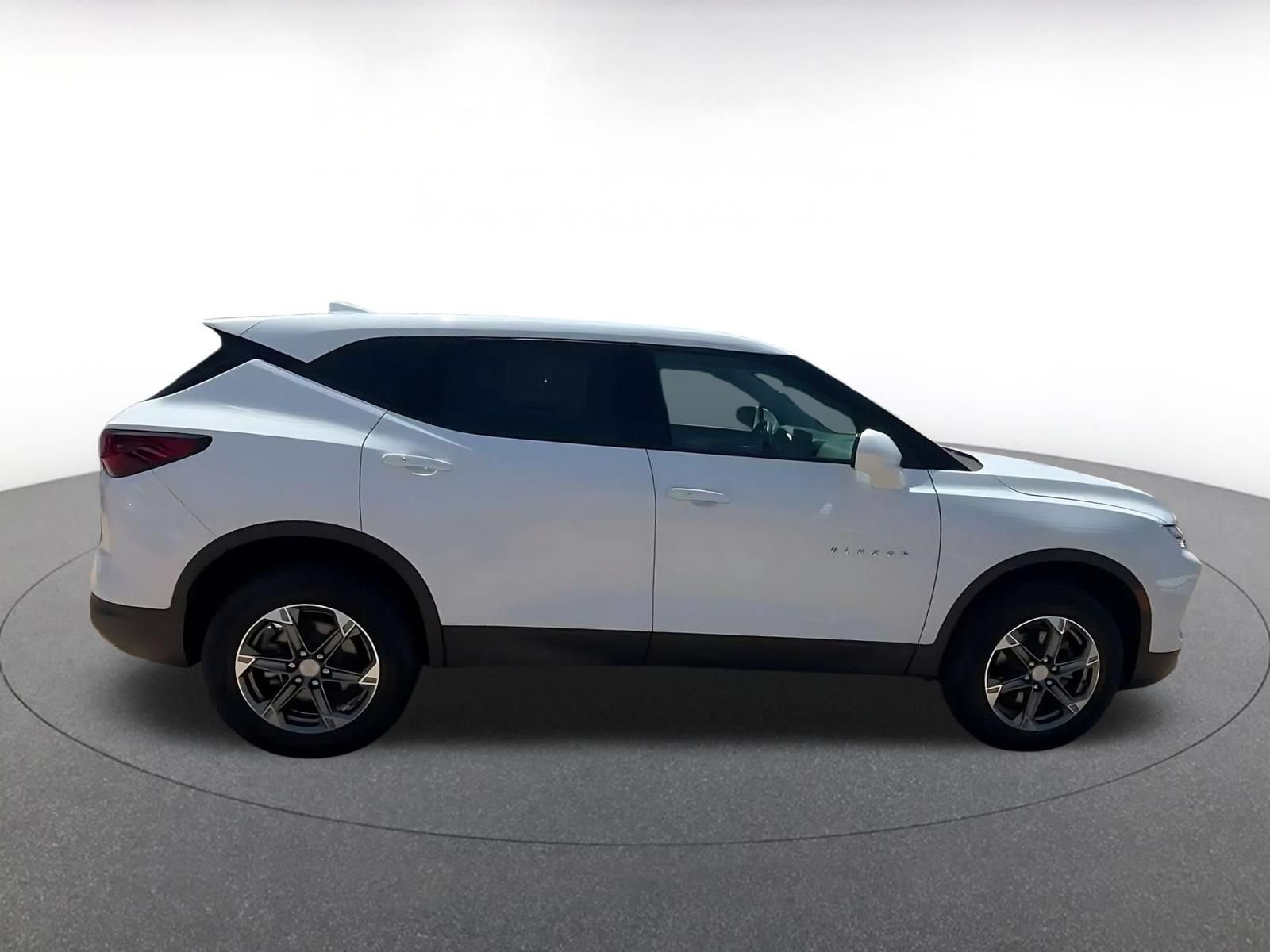 Thumbnail: 2025 Chevrolet Blazer - 15