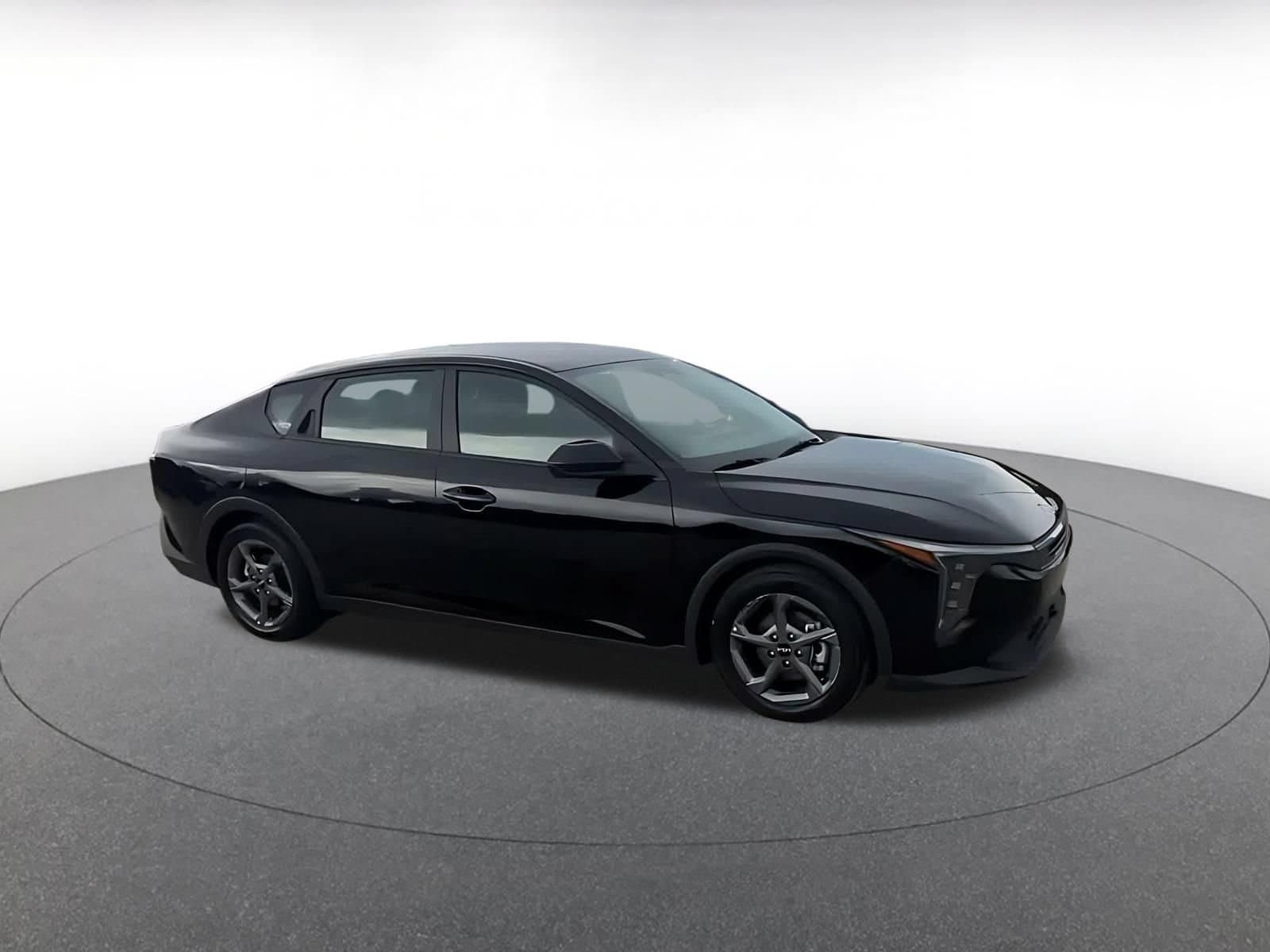 Thumbnail: 2025 Kia K4 - 2