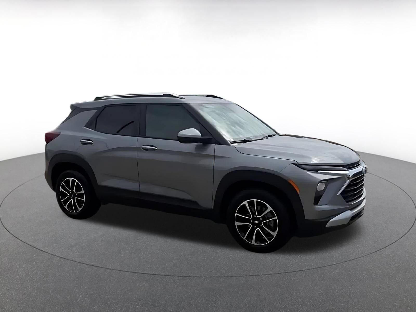 Thumbnail: 2025 Chevrolet TrailBlazer - 2
