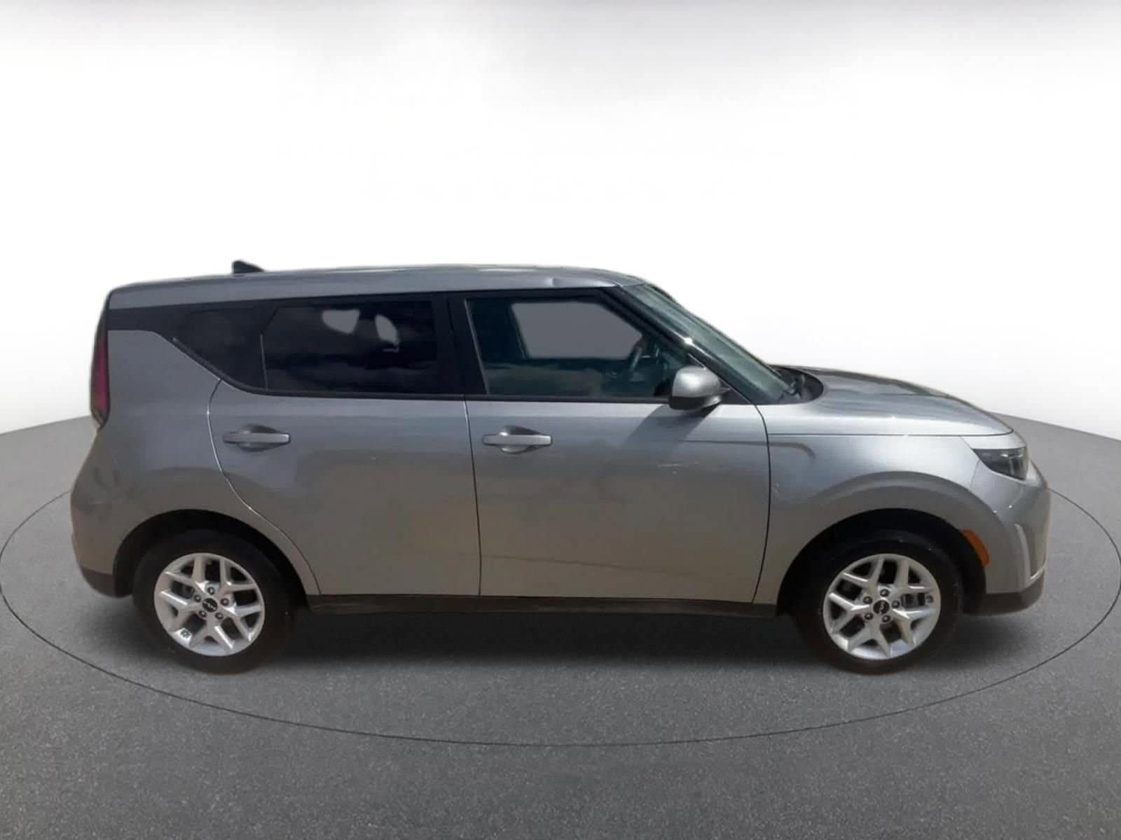 Thumbnail: 2025 Kia Soul - 16