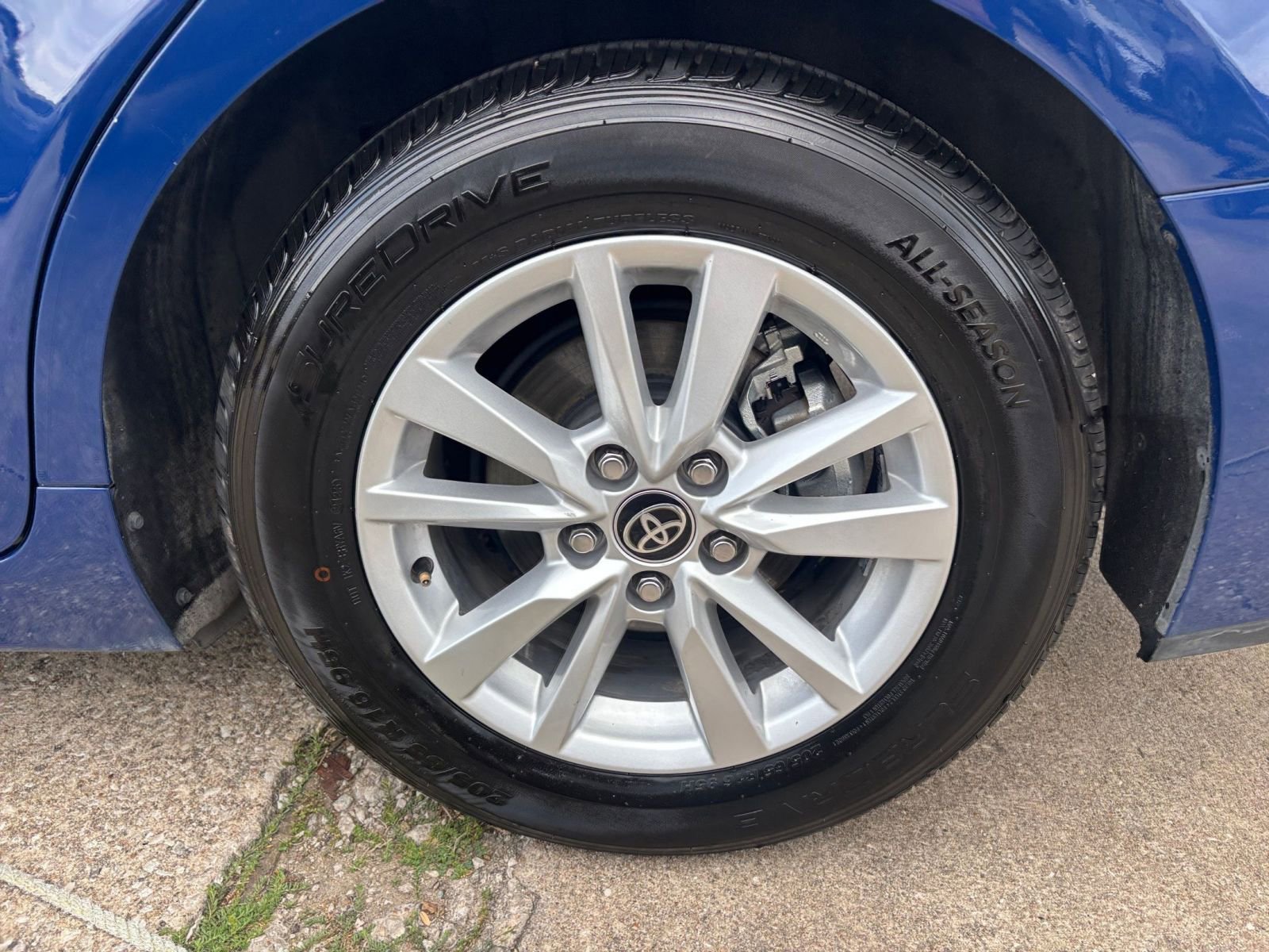 Thumbnail: 2025 Toyota Camry - 29