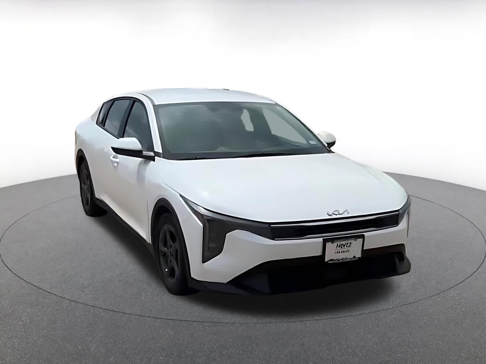 Thumbnail: 2025 Kia K4 - 3