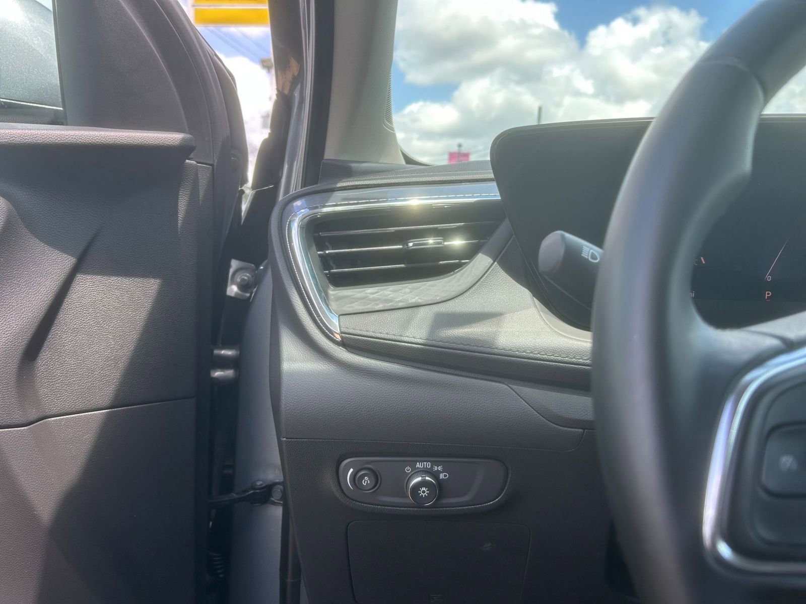 Thumbnail: 2025 Buick Encore GX - 33