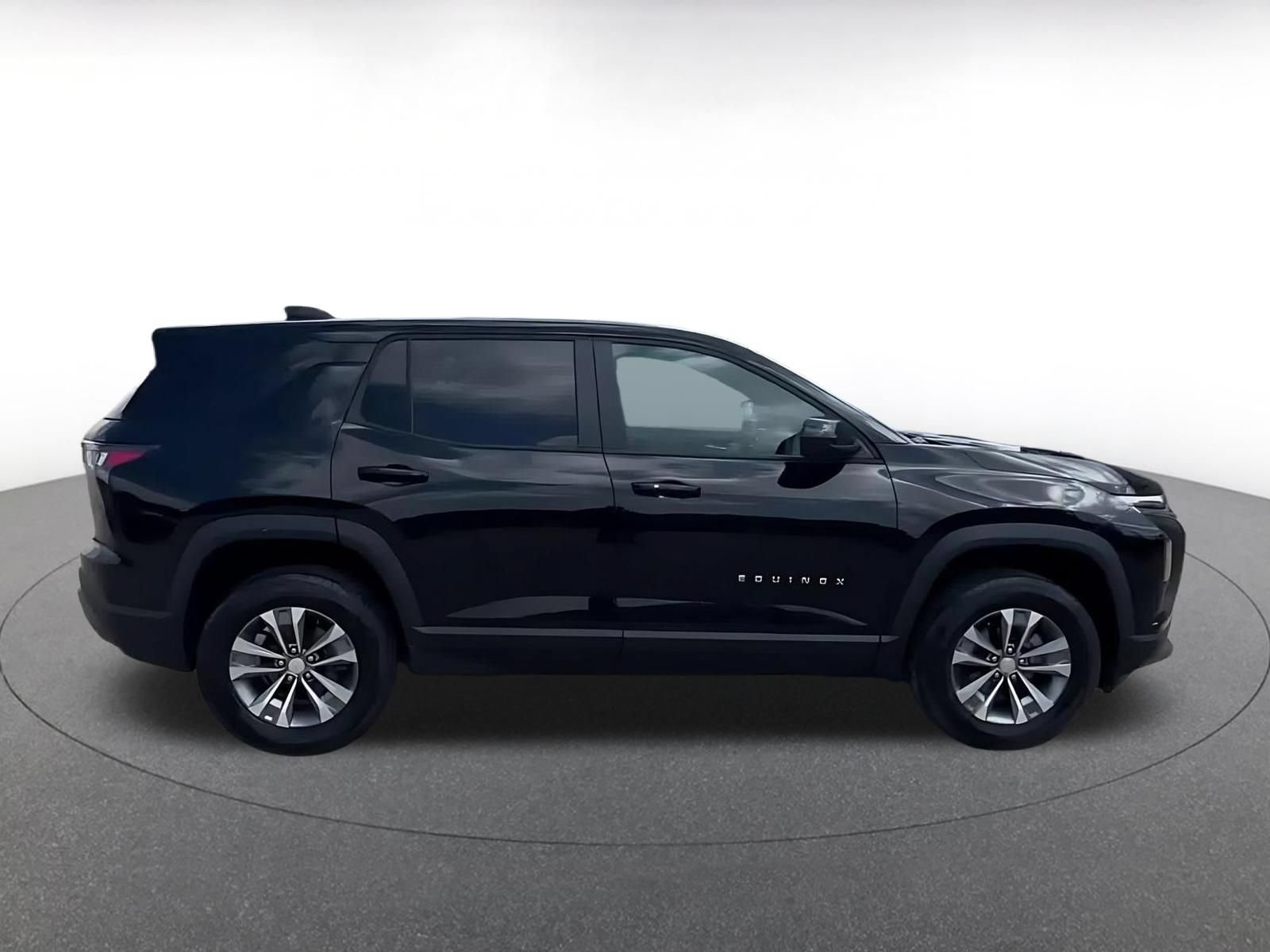 Thumbnail: 2025 Chevrolet Equinox - 15
