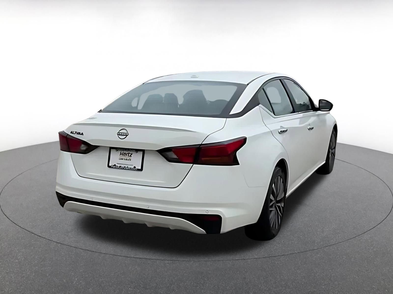 Thumbnail: 2025 Nissan Altima - 15