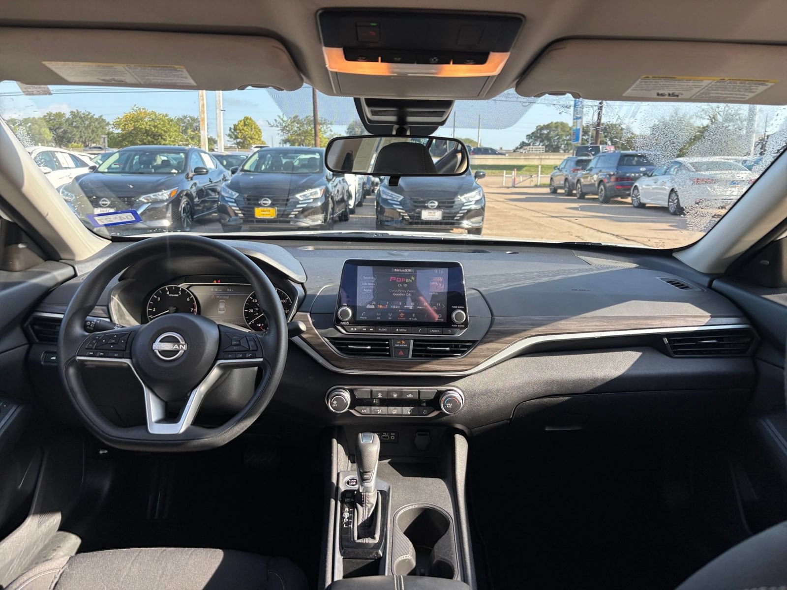 Thumbnail: 2025 Nissan Altima - 32