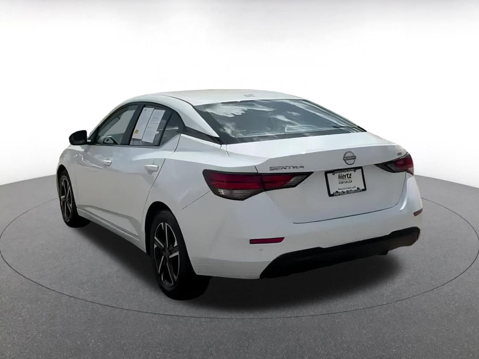 2024 Nissan Sentra SV 9