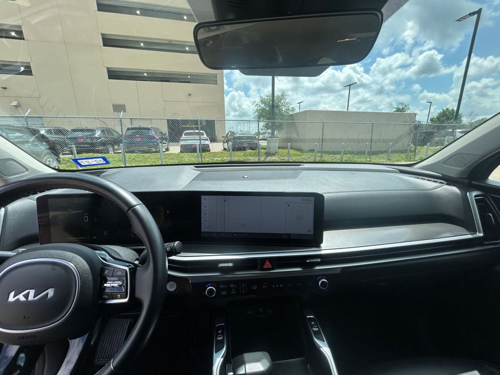 Thumbnail: 2024 Kia Sorento - 34
