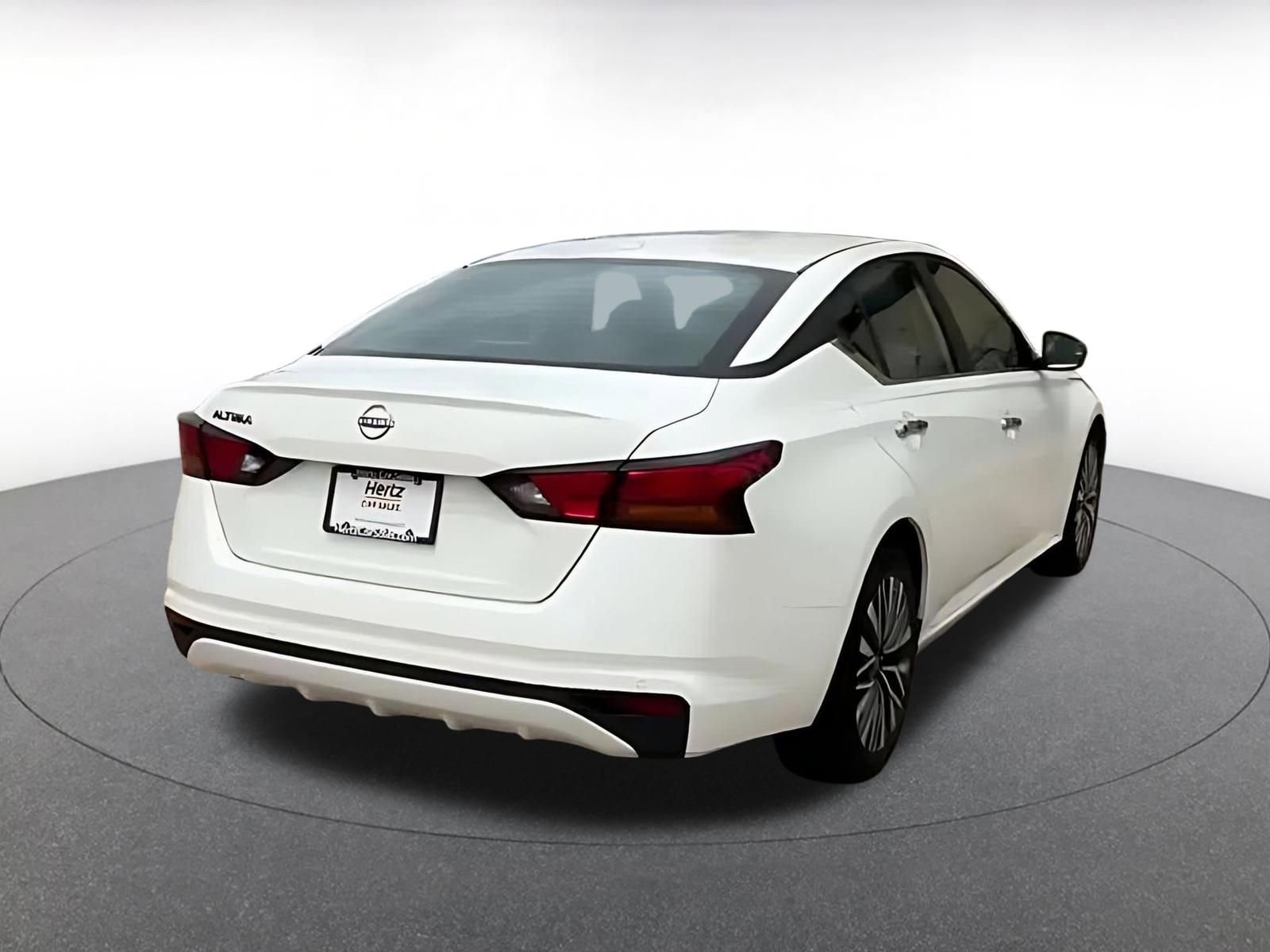 Thumbnail: 2025 Nissan Altima - 15