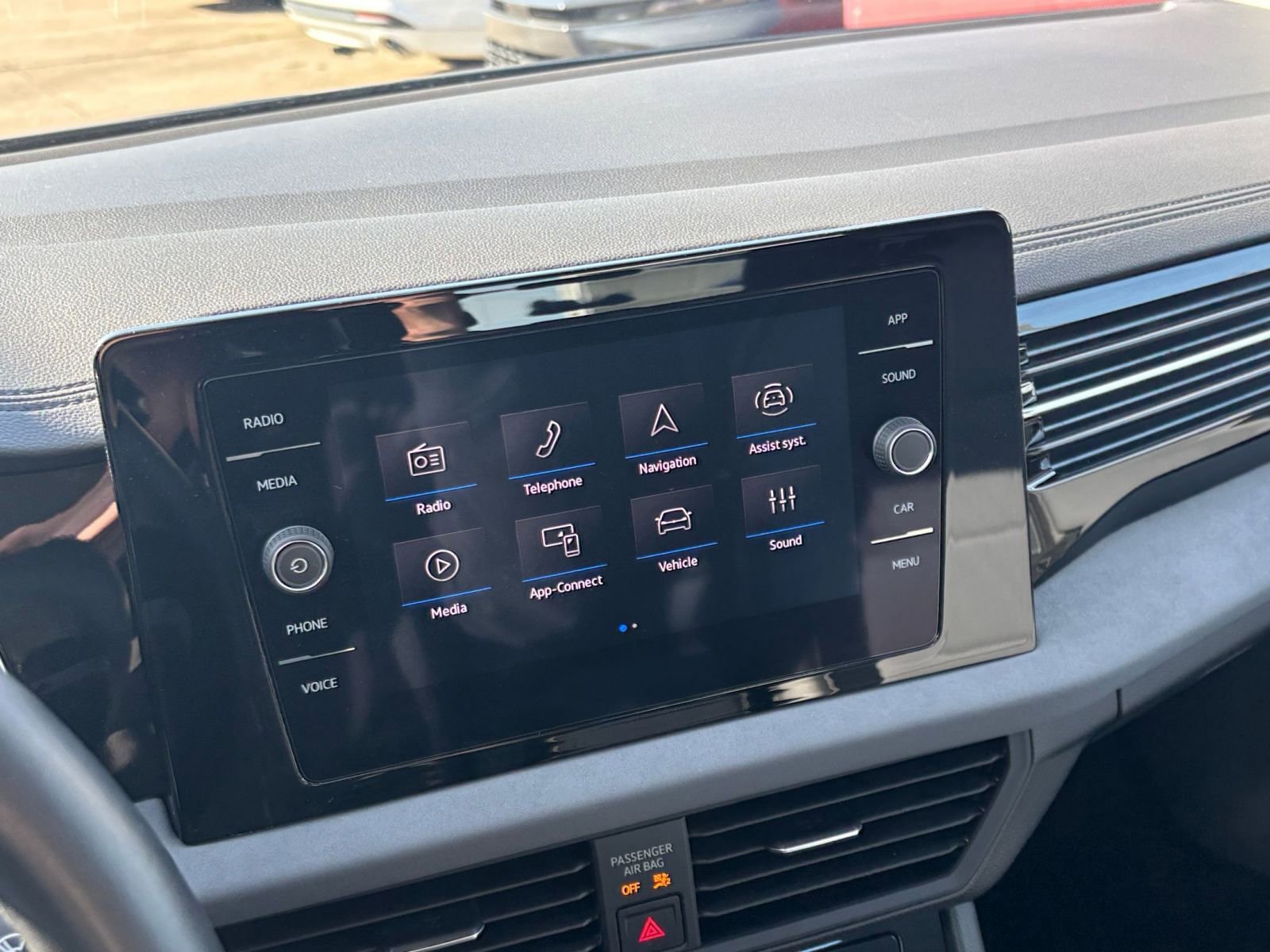 Thumbnail: 2025 Volkswagen Jetta - 20