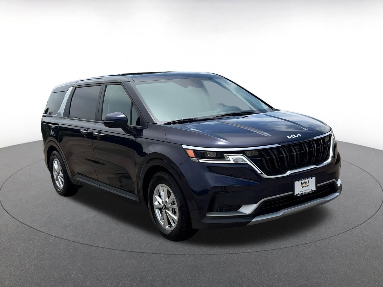 Thumbnail: 2024 Kia Carnival - 1