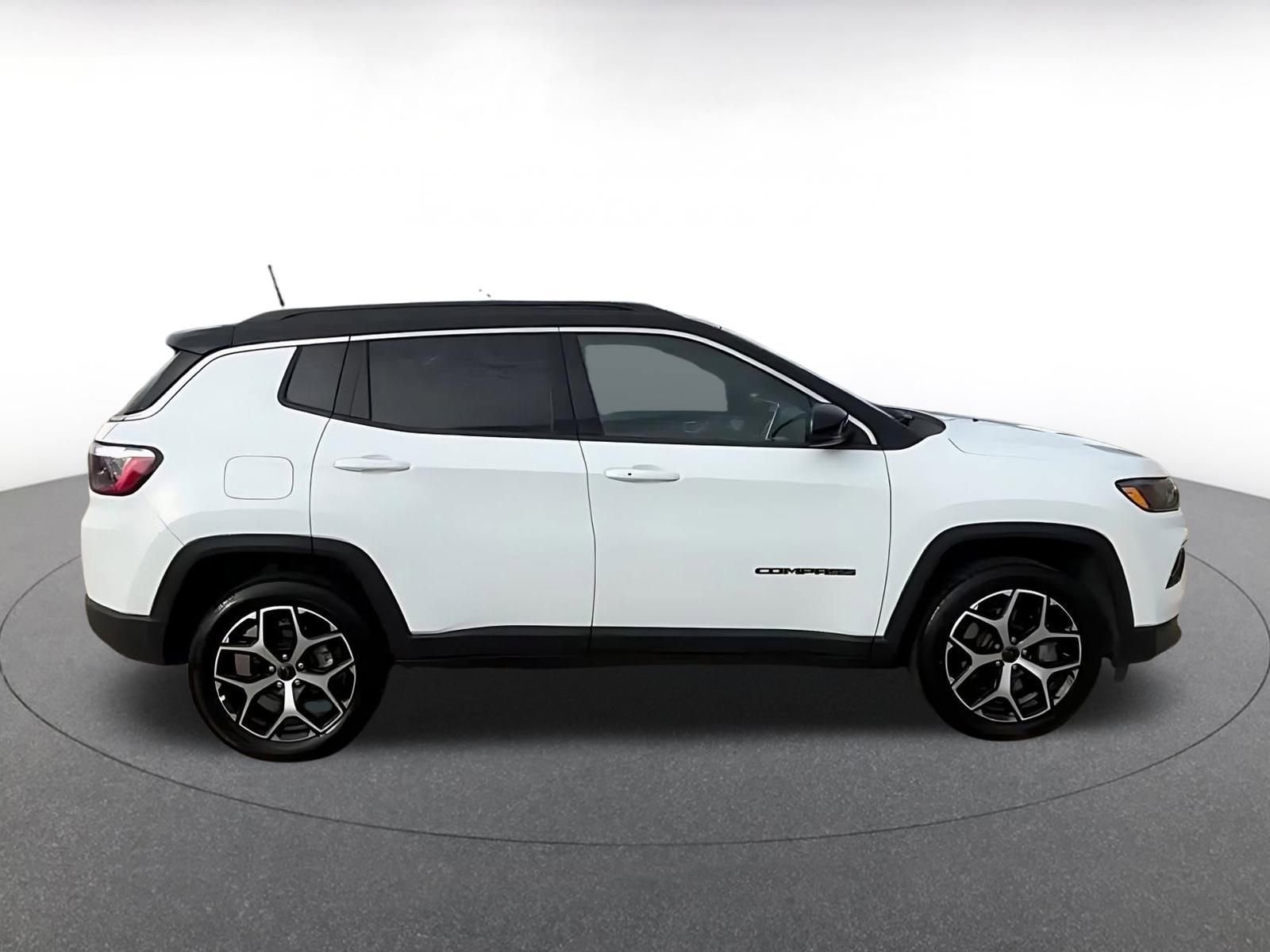 Thumbnail: 2025 Jeep Compass - 16