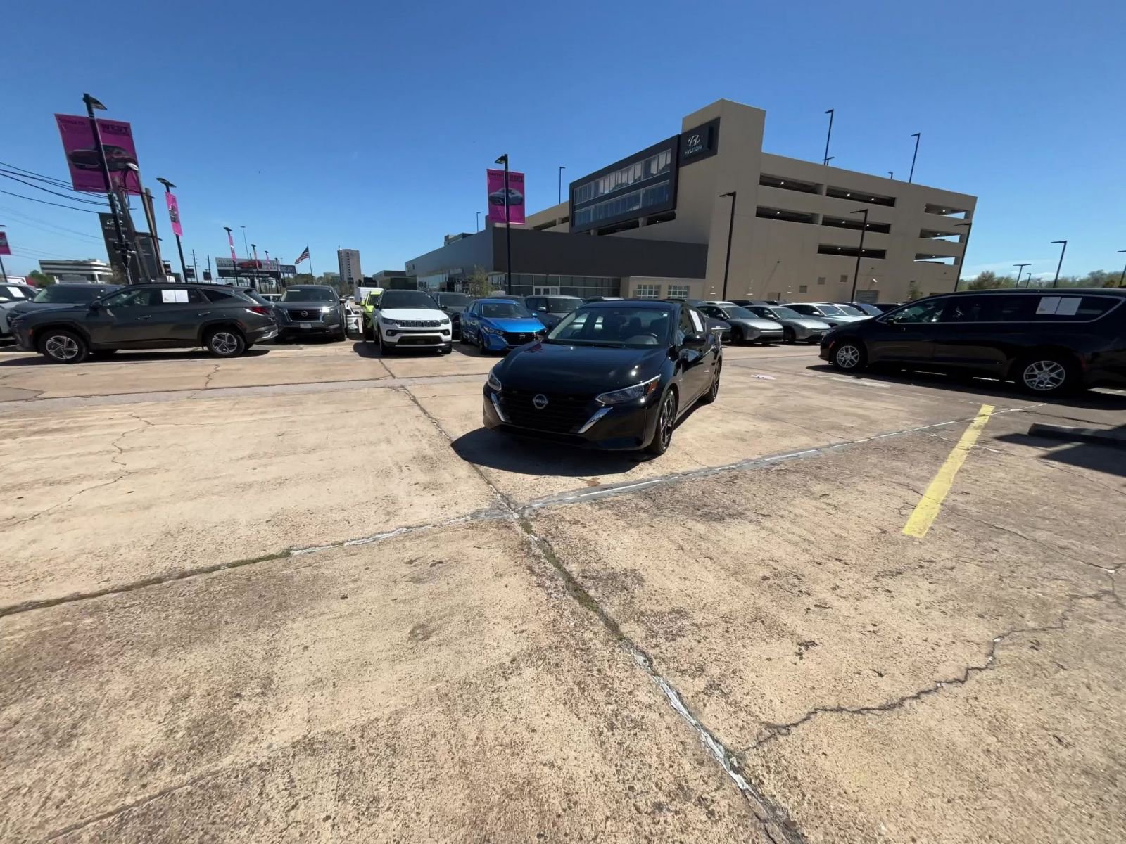 Thumbnail: 2025 Nissan Sentra - 16