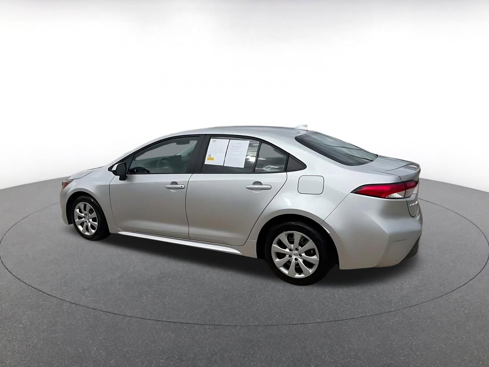 Thumbnail: 2025 Toyota Corolla - 10