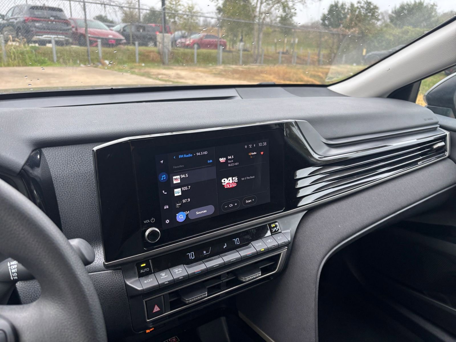 Thumbnail: 2025 Toyota Camry - 21