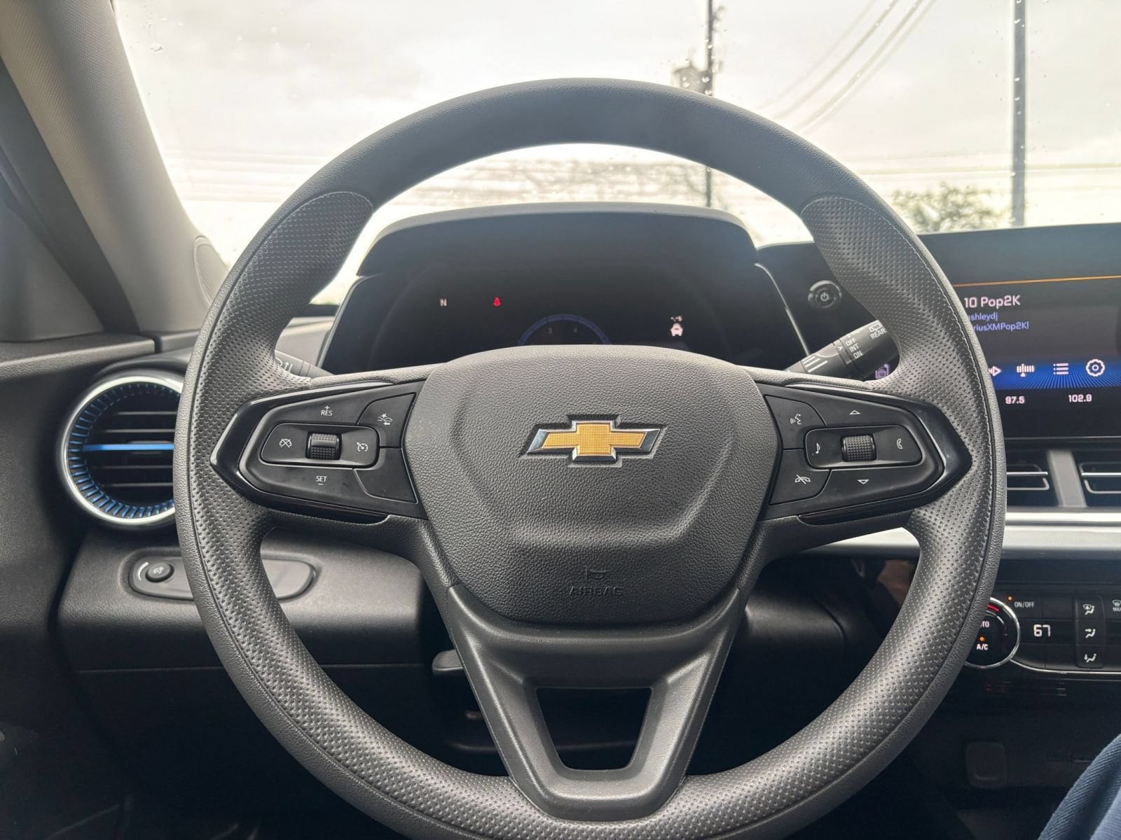 Thumbnail: 2025 Chevrolet Trax - 22
